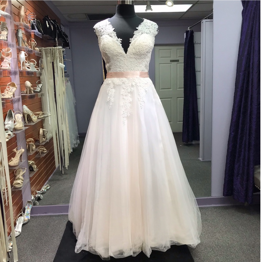 DaVinci - Style 50431 - Size 16 - Ivory/Blush
